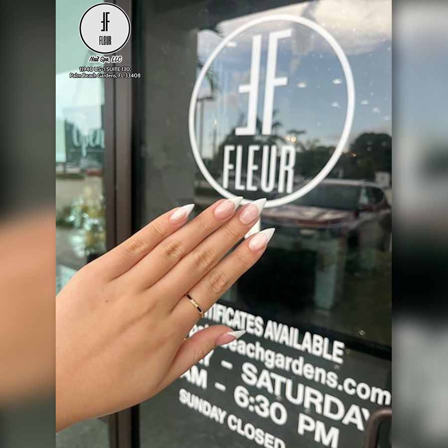 Elegant nails